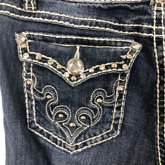 L.A. Idol Denim Capris Sz 9 Jrs Low Rise Dark Wash Flap Pockets Embellished - Picture 9 of 13
